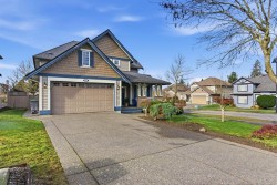 6093 164a Street  Surrey, BC V3S 3V8