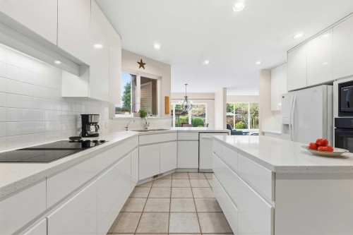 886 Lee Street, White Rock, BC 