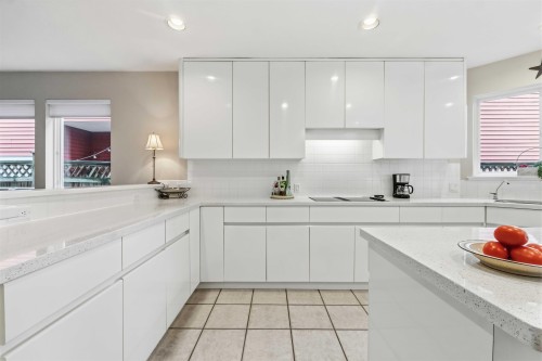 886 Lee Street, White Rock, BC 