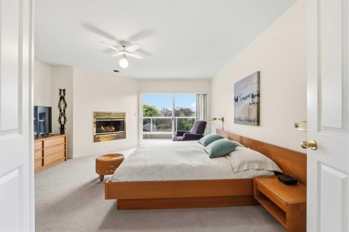 886 Lee Street, White Rock, BC 