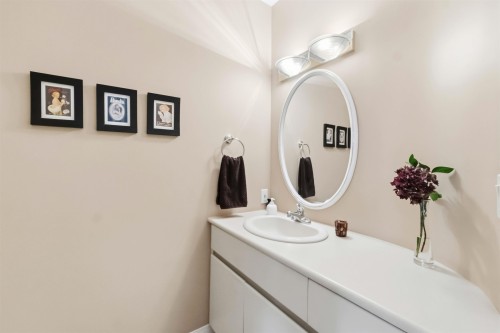 886 Lee Street, White Rock, BC 