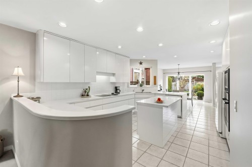 886 Lee Street, White Rock, BC 