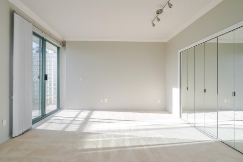 408-1765 Martin Drive, Surrey, BC 