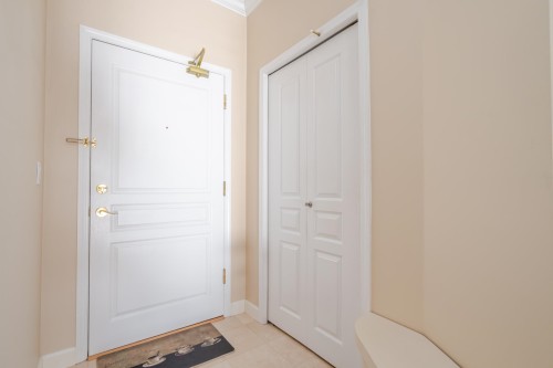 408-1765 Martin Drive, Surrey, BC 