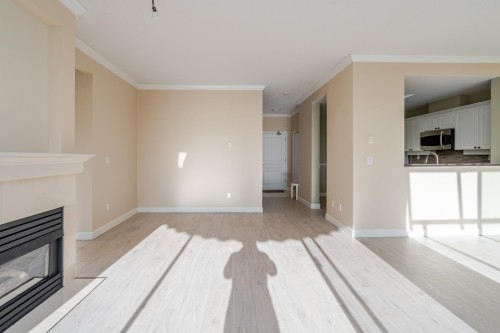 408-1765 Martin Drive, Surrey, BC 