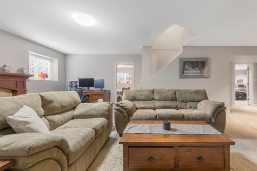 4411 Benz Crescent, Langley, BC 