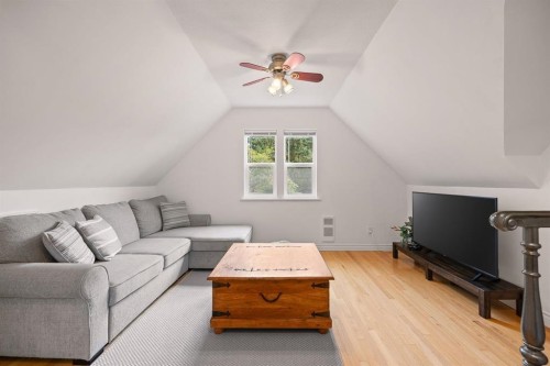 1968 134A Street, Surrey, BC 