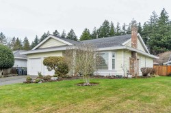 14243 19a Avenue  Surrey, BC V4A 7X7