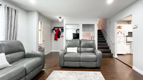 14096 66A Avenue, Surrey, BC 