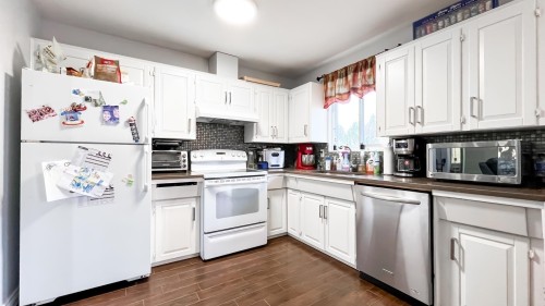 14096 66A Avenue, Surrey, BC 