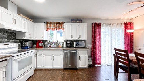 14096 66A Avenue, Surrey, BC 