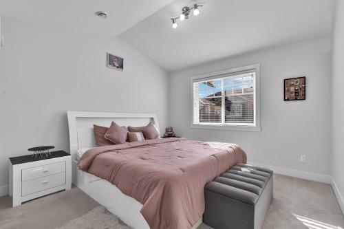 121-13898 64 Avenue, Surrey, BC 