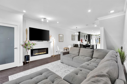 121-13898 64 Avenue, Surrey, BC 