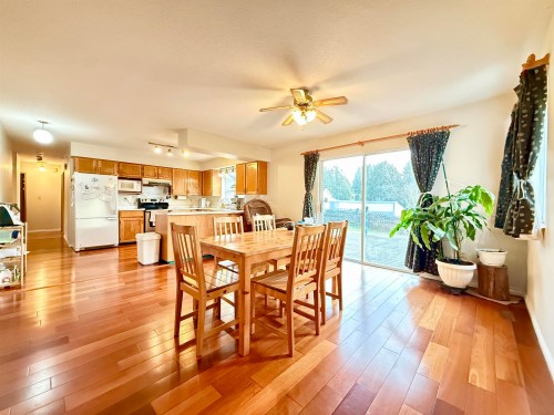 18572 76 Avenue, Surrey, BC 