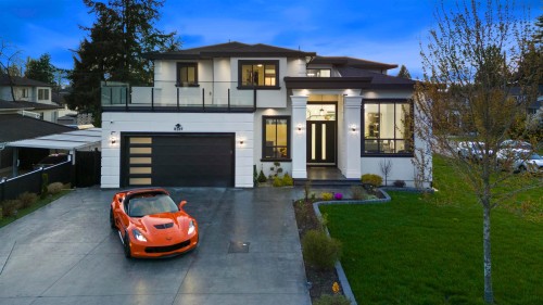 8269 111b Street  Delta, BC V4C 4T3