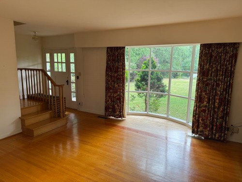 16203 8 Avenue, Surrey, BC 