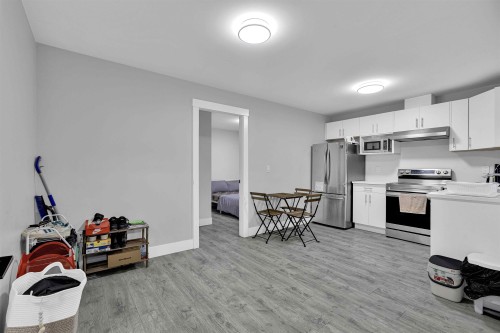 5973 142 Street, Surrey, BC 