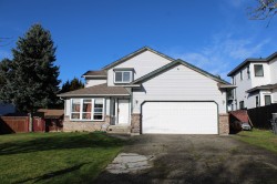 13779 90 Avenue  Surrey, BC V3V 7N6