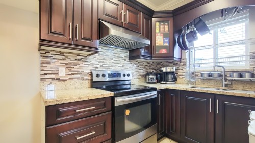 14949 96 Avenue, Surrey, BC 