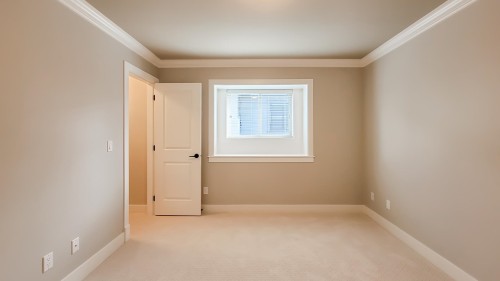 14949 96 Avenue, Surrey, BC 