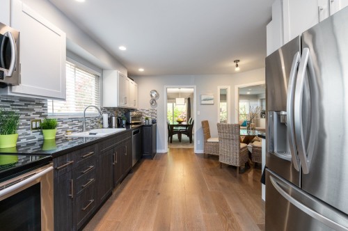 1452 Stevens Street, White Rock, BC 