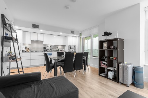 1104-10428 Whalley Boulevard, Surrey, BC 