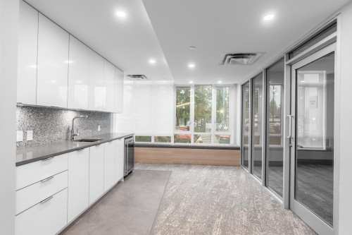 1104-10428 Whalley Boulevard, Surrey, BC 