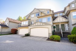 17-10238 155a Street  Surrey, BC V3R 0V8
