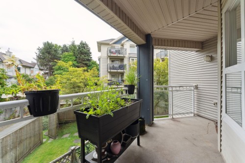 211-8115 121A Street, Surrey, BC 