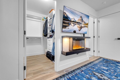 13963 60 Avenue, Surrey, BC 