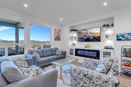 13963 60 Avenue, Surrey, BC 