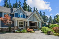 2732 Northcrest Drive  Surrey, BC V4P 2G9