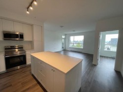 209-16633 24 Avenue  Surrey, BC V3Z 1K5