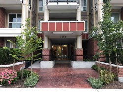 103-10688 140 Street  Surrey, BC V3T 0M6