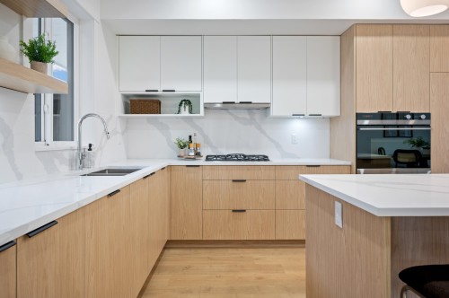 7-5993 143 Street, Surrey, BC 