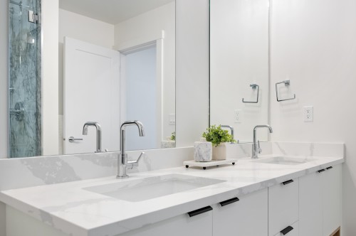 7-5993 143 Street, Surrey, BC 