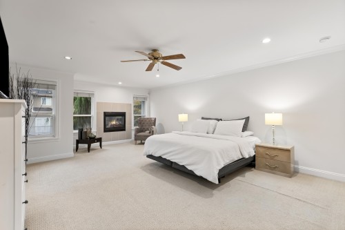 15296 57 Avenue, Surrey, BC 