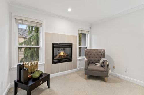 15296 57 Avenue, Surrey, BC 