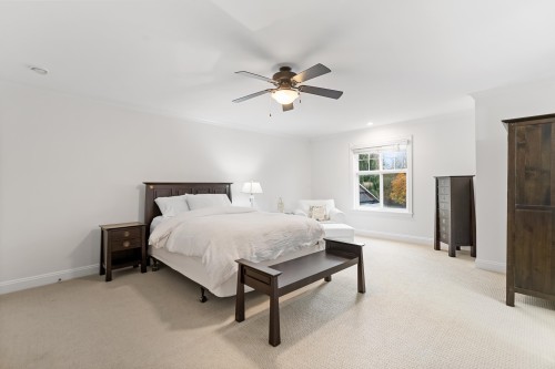 15296 57 Avenue, Surrey, BC 