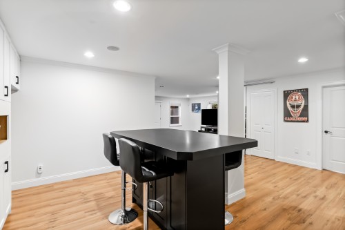 15296 57 Avenue, Surrey, BC 