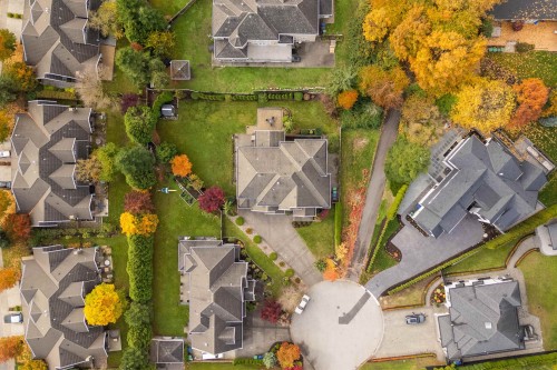 15296 57 Avenue, Surrey, BC 