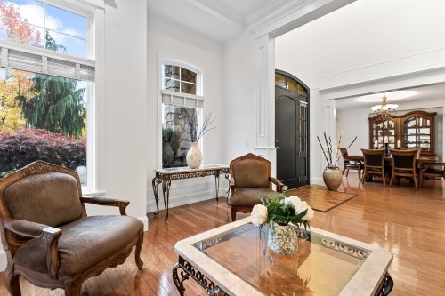 15296 57 Avenue, Surrey, BC 