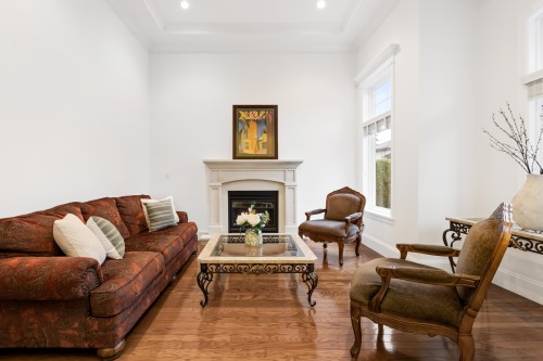 15296 57 Avenue, Surrey, BC 