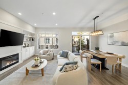 14-20327 72b Avenue  Langley, BC V2Y 4J6