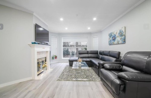 110-7161 121 Street  Surrey, BC V3W 1G8