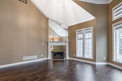 14168 85A Avenue, Surrey, BC 