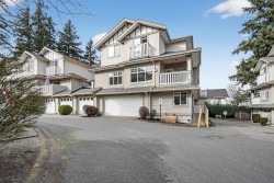 11-2733 Parkway Drive  Surrey, BC V4P 3P7
