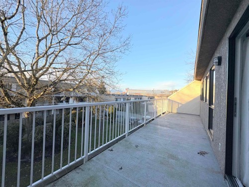 95-17716 60 Avenue, Surrey, BC 