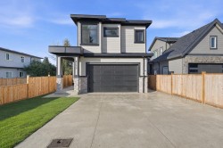 8233 114 Street  Delta, BC V4C 5J4