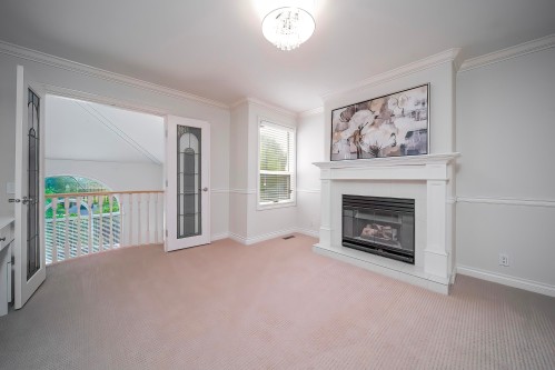 2099 132A Street, Surrey, BC 